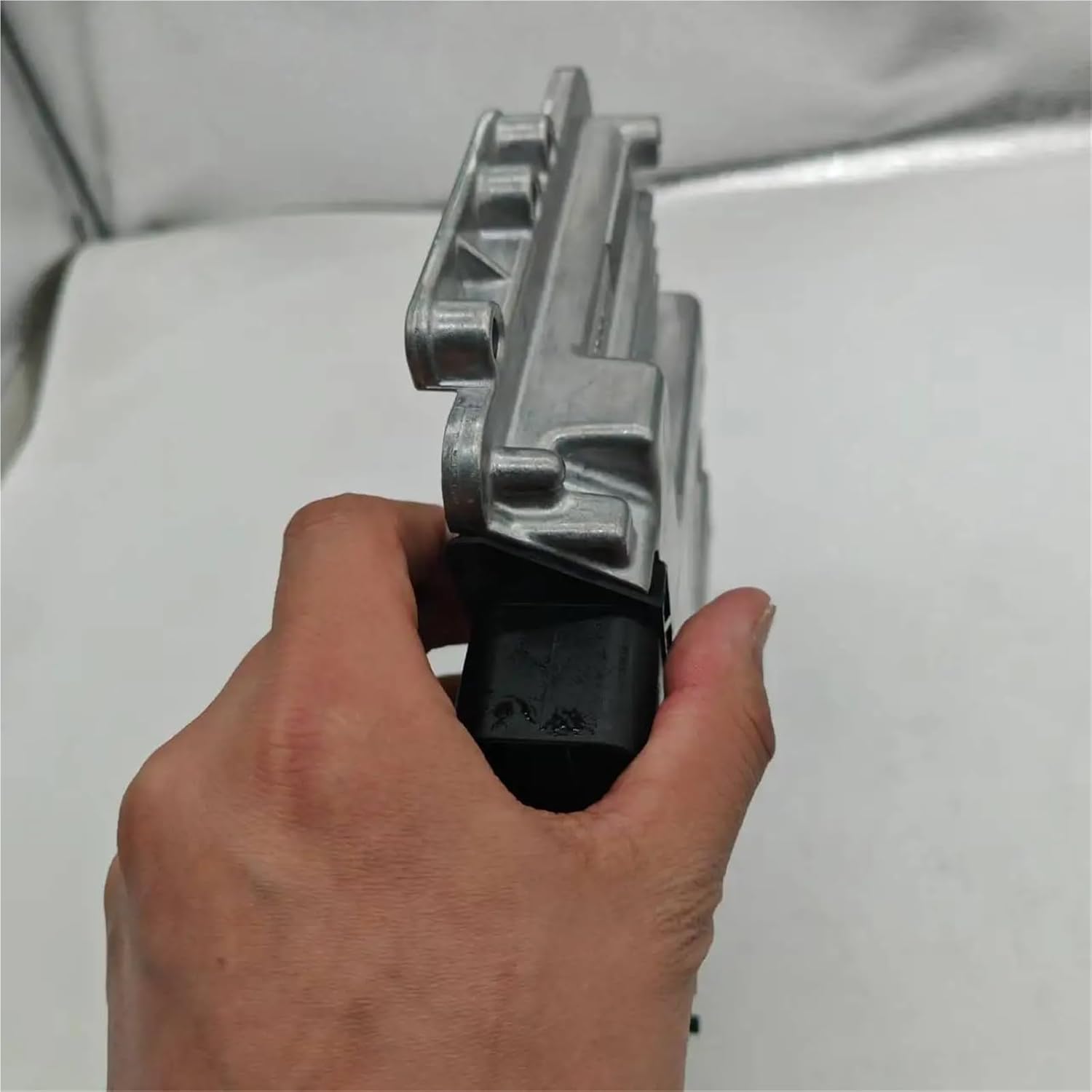 0281020069 04214367 Engine Computer Board ECU Electronic Control Unit