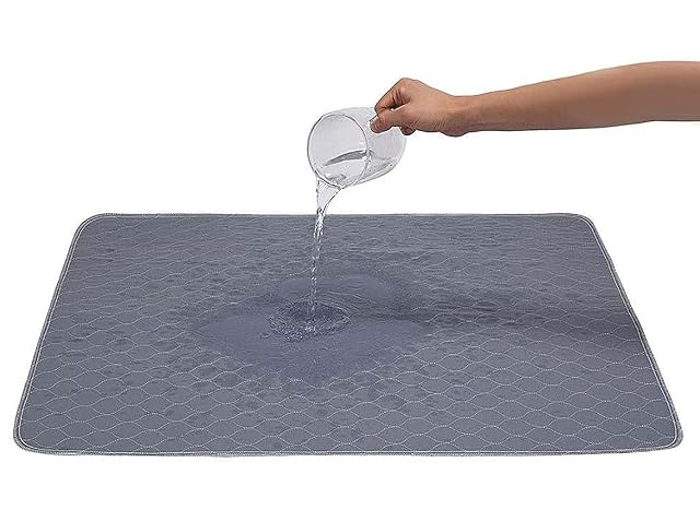 Foto 6 de 6 de Paquete de Dos Almohadillas Grandes Reutilizables y Lavables para Mascotas en Gris (60 x 90 cm)