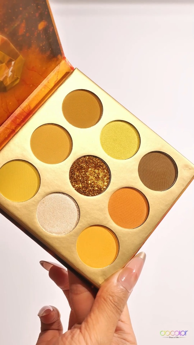 DECORTÉ SHADOW DESIGNING EYE PALETTE 09 DECORTÉ Skin Shadow Designing Palette – Everglow Cosmetics