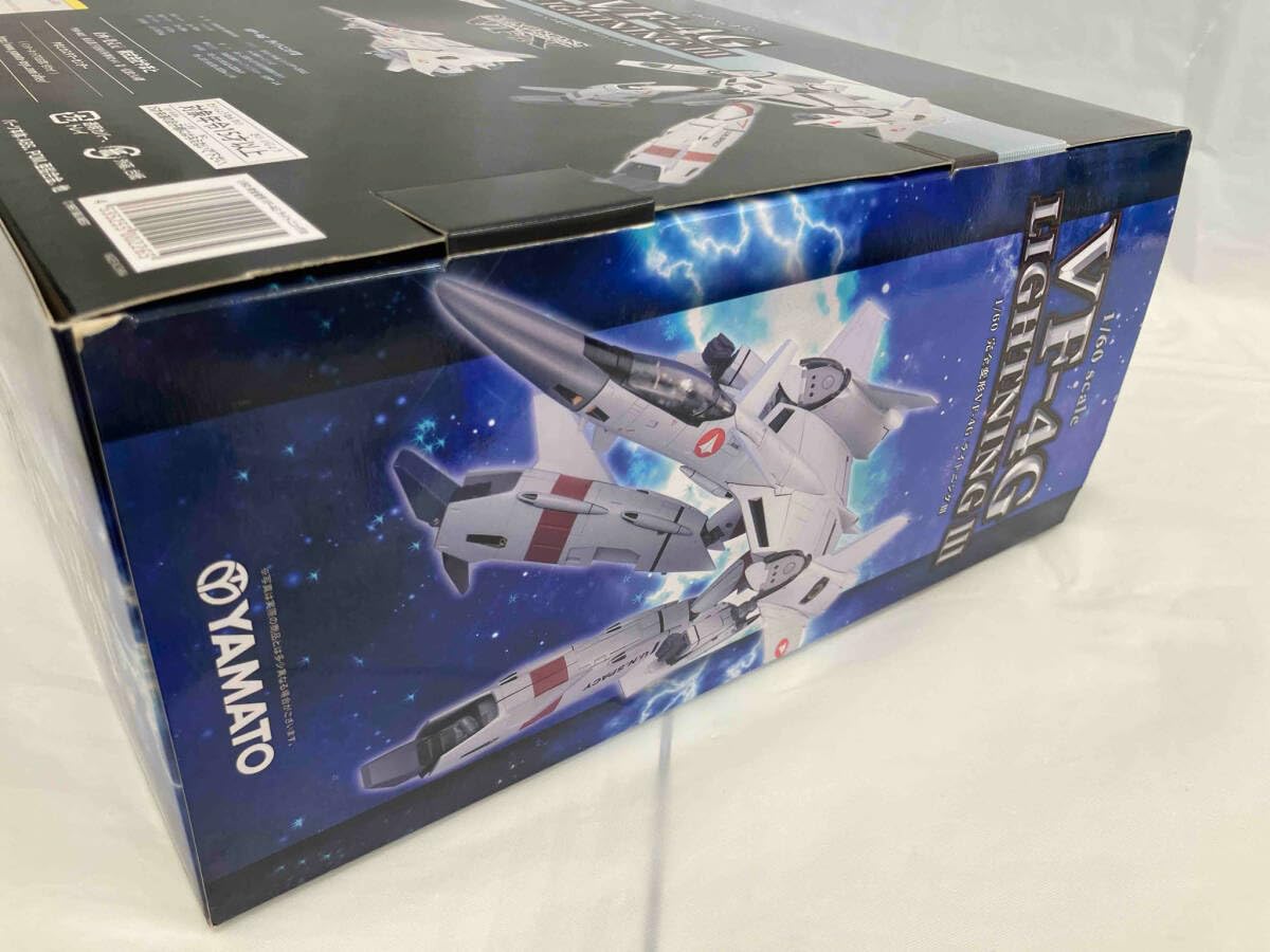 Amazon.co.jp: やまと VF-4G ライトニングⅢ 1/60 完全変形 「マクロス  