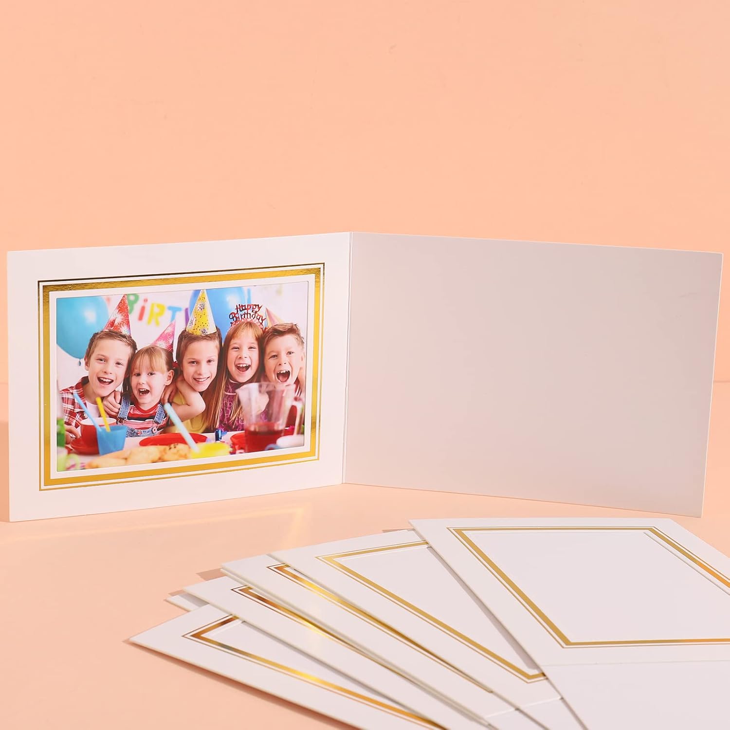 カードボードフォトフォルダー 12枚パック ホワイト/ゴールド ペーパーフォトフレームカード 5x7インチの写真用 最高の紙グリーテ