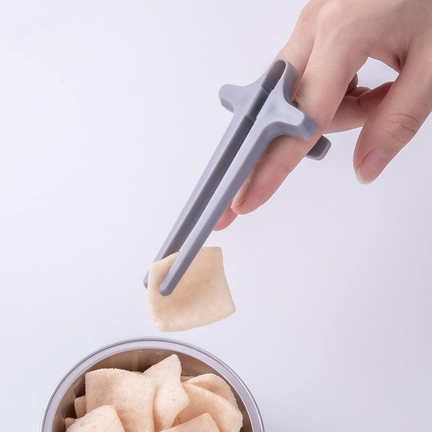 Amazon.com: JZRH Finger Assisted Chopsticks Clip Games Players Snack ...