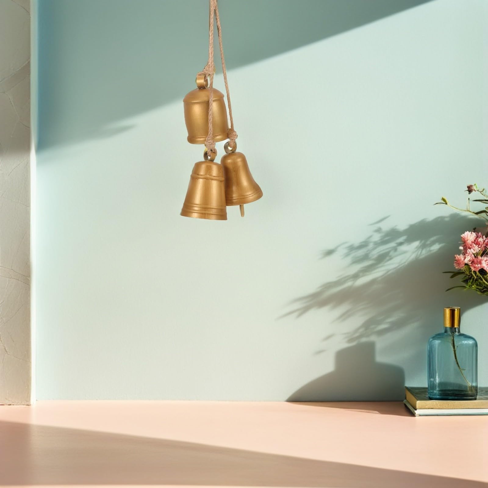 TOYANDONA 4 Piezas Campana Colgante de Hierro Dorado con Cuerda para Puerta