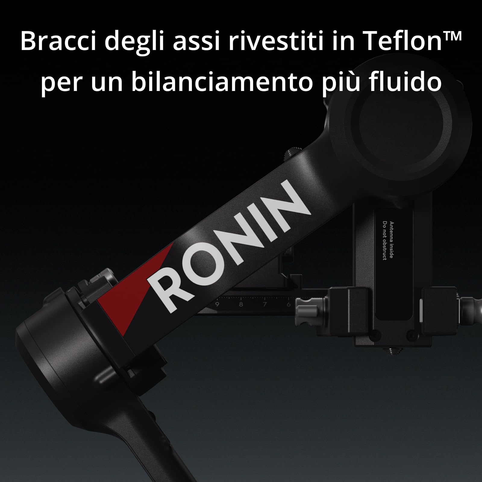 DJI RS 4 Combo, Stabilizzatore a 3 Assi per Fotocamere Mirrorless e DSLR, Riprese Verticali Native, Selettore Joystick a 2 Modalità, Motore Focus Pro