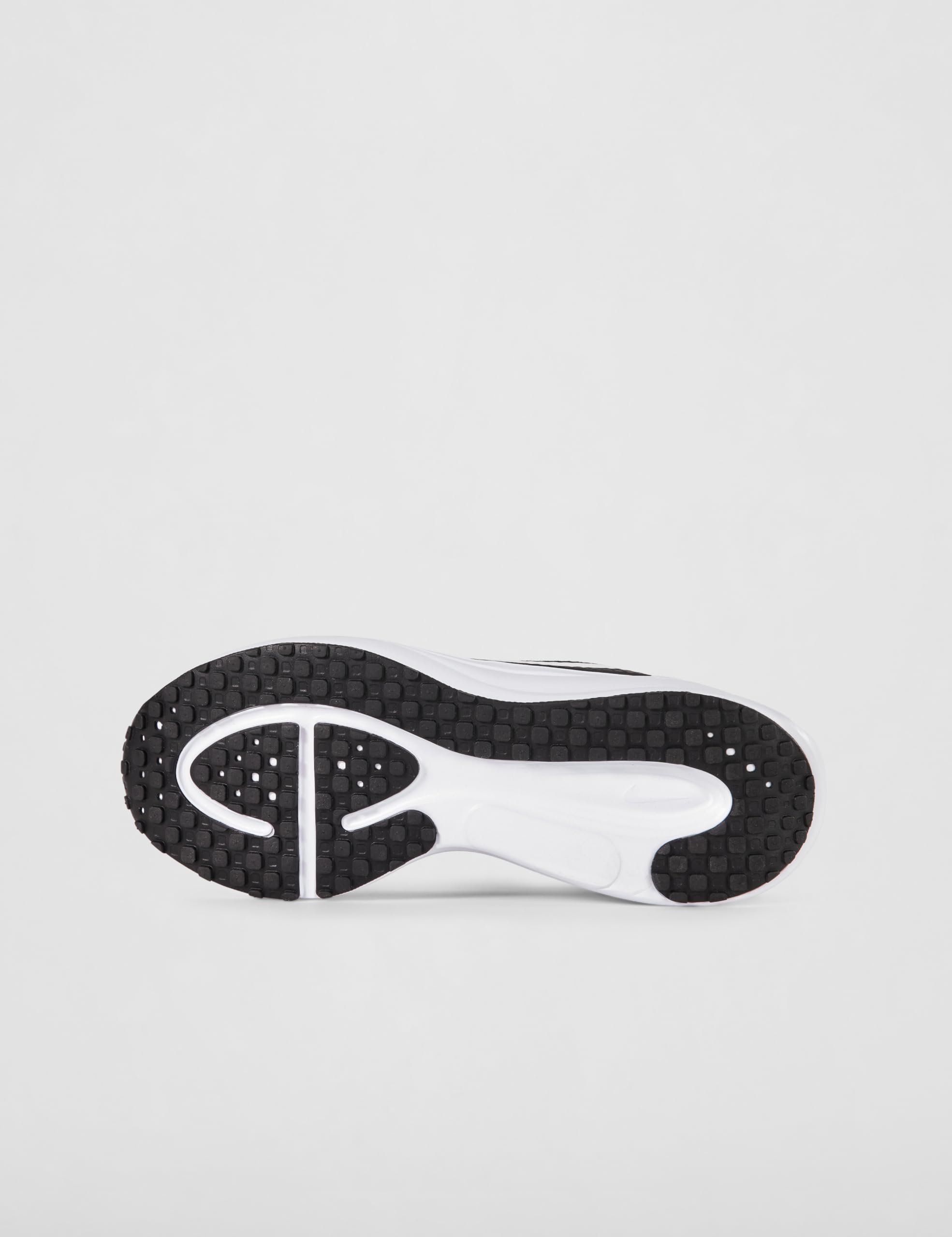Nike Women's Revolution 8 Running Shoe