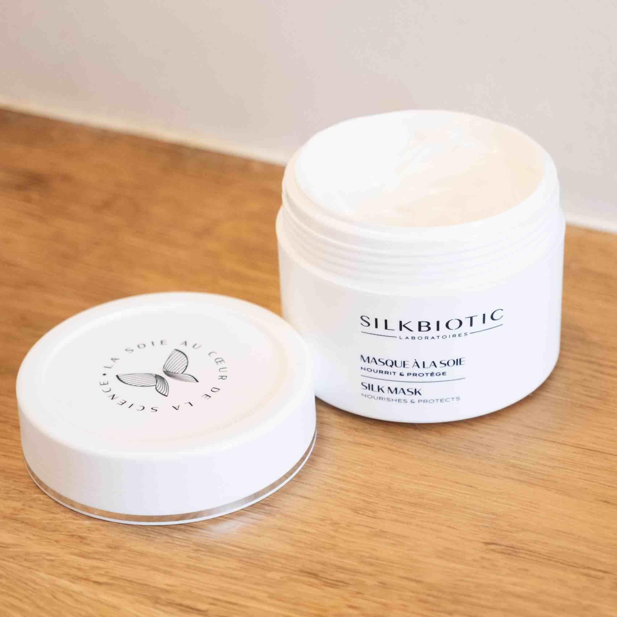 Masque à la soie - Soin Cheveux Longueurs et pointes – Nourrit, répare, protège – Acides aminés de soie, Beurres de karité et de cacao – Sans sulfate, sans silicone – 200ml