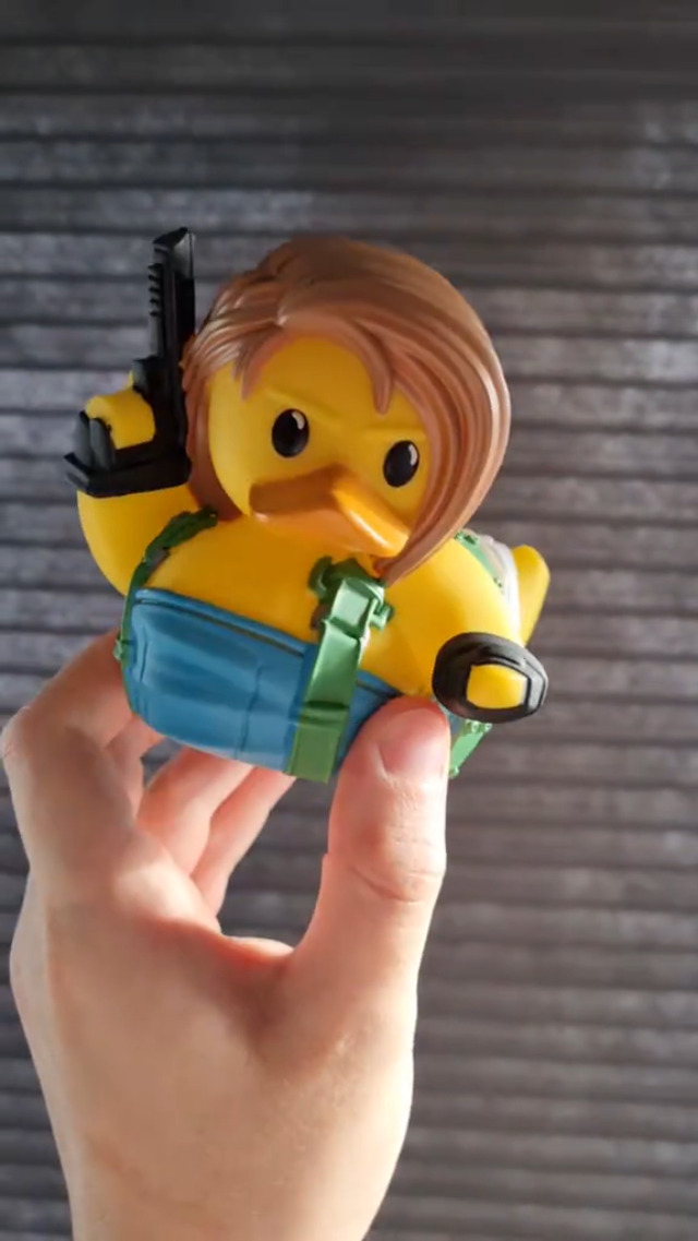 Amazon.com: TUBBZ Boxed Edition Tofu Collectible Vinyl Rubber Duck