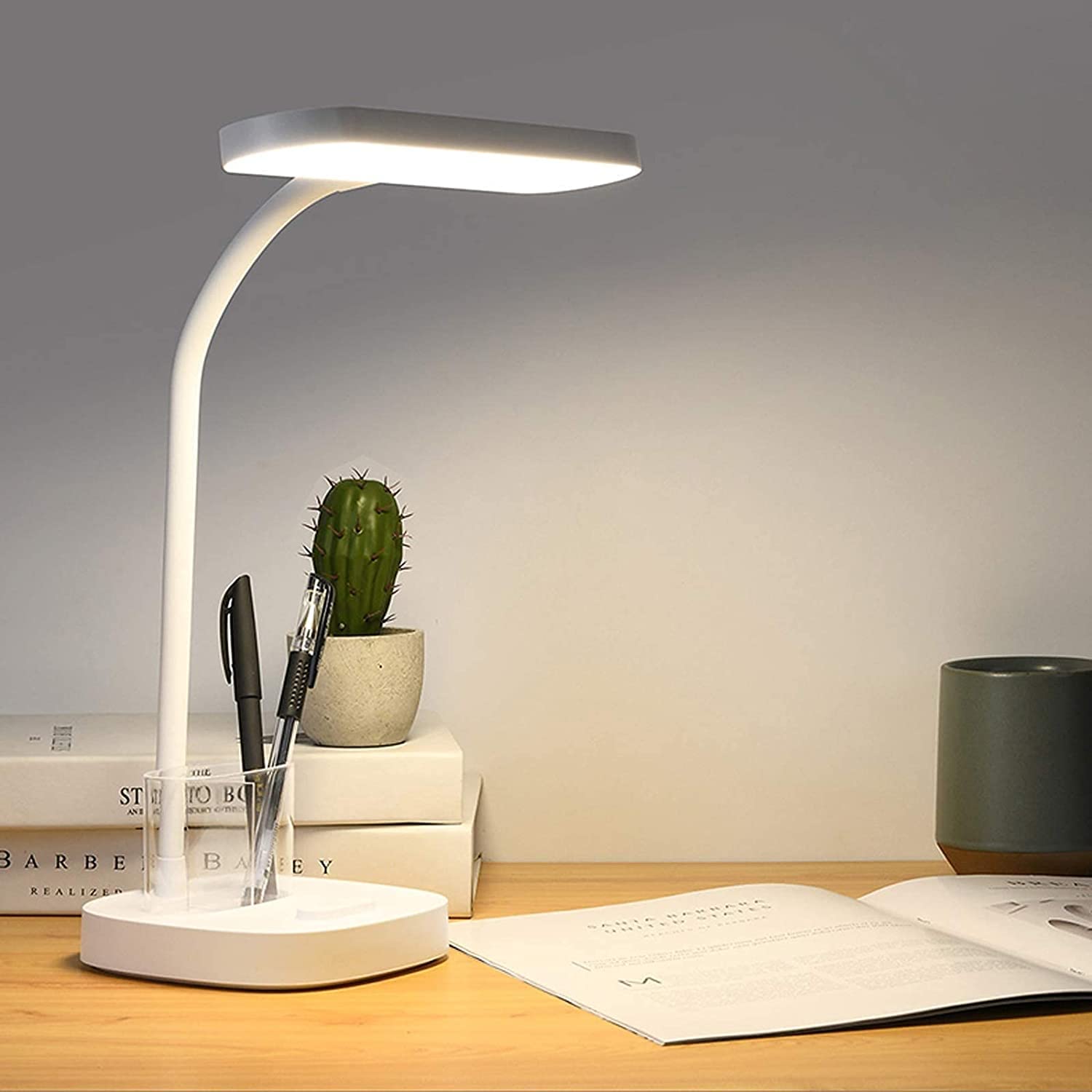 Habrur Klemmleuchte Schreibtischlampe LED-Schreibtischlampe Mit 3 Dimmbarer Helligkeit 180° Flexible Schwanenhals-Schreibtischlampe Mit USB-Ladeanschluss, Stifthalter Leselampe Klemmlampe