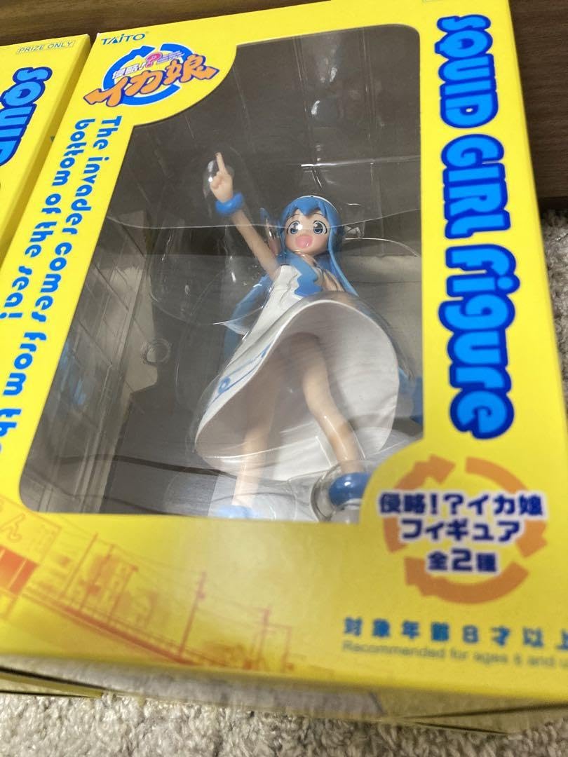 Amazon.co.jp: 侵略!?イカ娘 通常ver. 黒イカ娘ver. フィギュア全2種