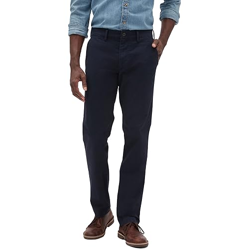 GAP Men's Essential Straight Fit Khaki Chino Pants
