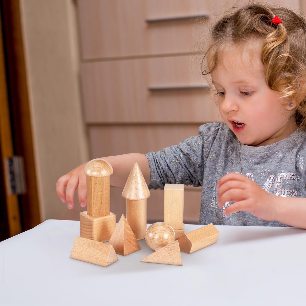 UPKOCH Geometrische Körper Aus Holz 3D Formen Lernspielzeug Ab 3 Jahre Form-Matching-Spielzeug Für Grundschule Mathematisches Hilfsmittel Für Hand-Auge-Koordination Und Logisches Denken