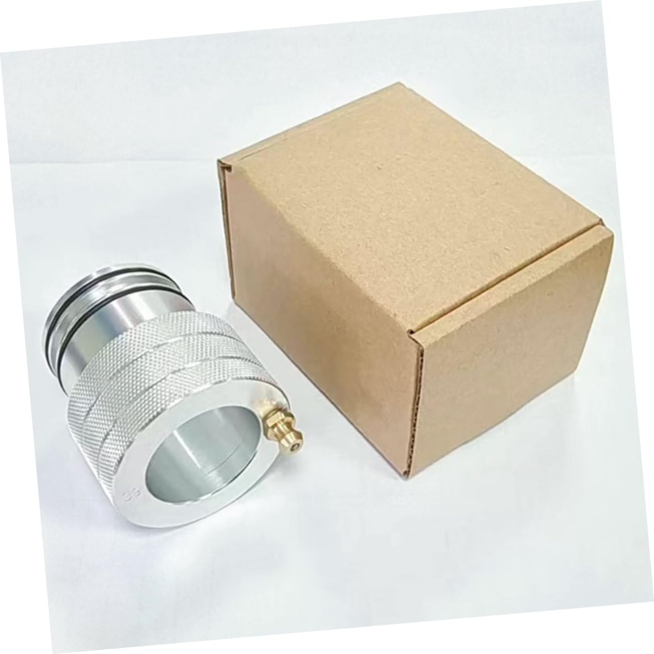 FUNOMOCYA Bearing Greaser Tool Wheel Bearing Grease Injector for Efficient Lubrication Versatile Vehicle Application Lightweight Design for Easy Installation and Use