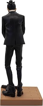 Amazon.co.jp: バンプレスト呪術廻戦ジオラマフィギュア夏油傑スーツ