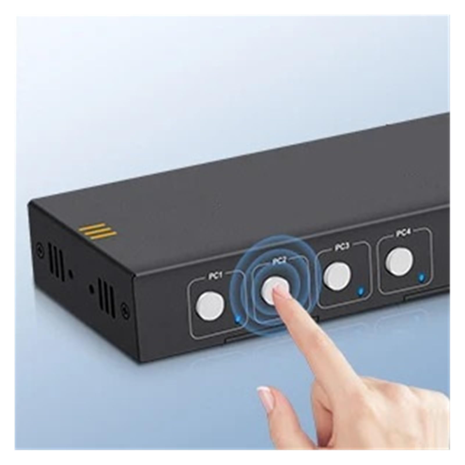 - Przełącznik KVM USB3.0 4K@60Hz dla 4 komputerów udostępniających 1 monitor HD i 3 urządzenia USB Klawiatura Mysz Drukarka do strumieniowego przesyłania gier i nagrywania z wielu źródeł