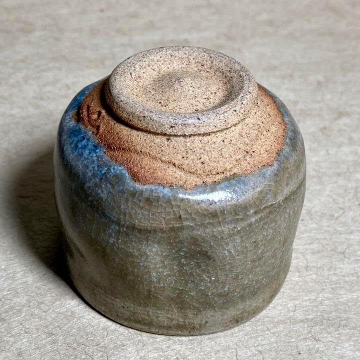 青唐津ぐい呑 唐津焼 ぐい呑 焼き物 陶器 酒器 陶芸 唐津焼 黄唐津