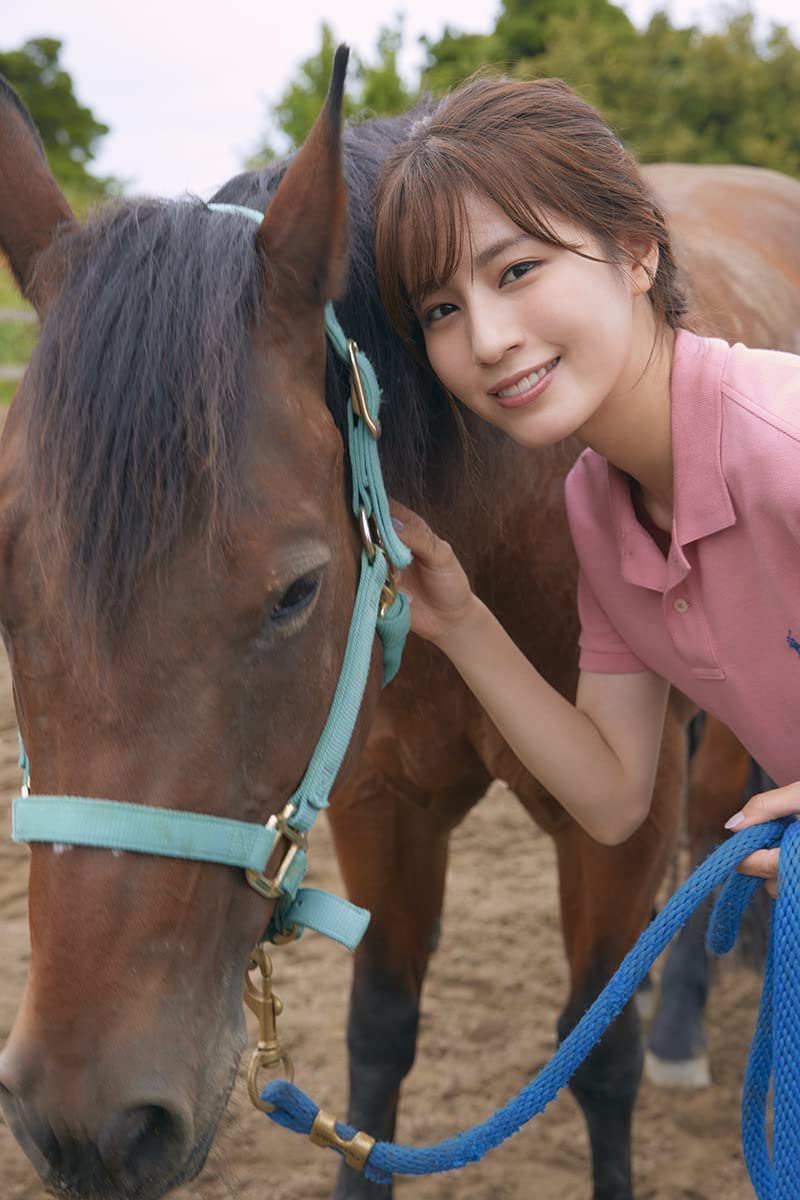 Amazon Co Jp みんなのkeiba Sportiva スペシャルコラボ 堤礼実 フォトブック Treasure 堤 礼実 Japanese Books