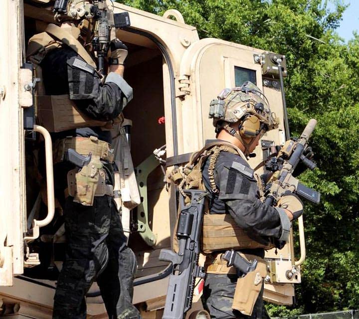 Amazon.co.jp: CRYE PRECISION MODULAR RIGGER'S BELT 2.0 : おもちゃ