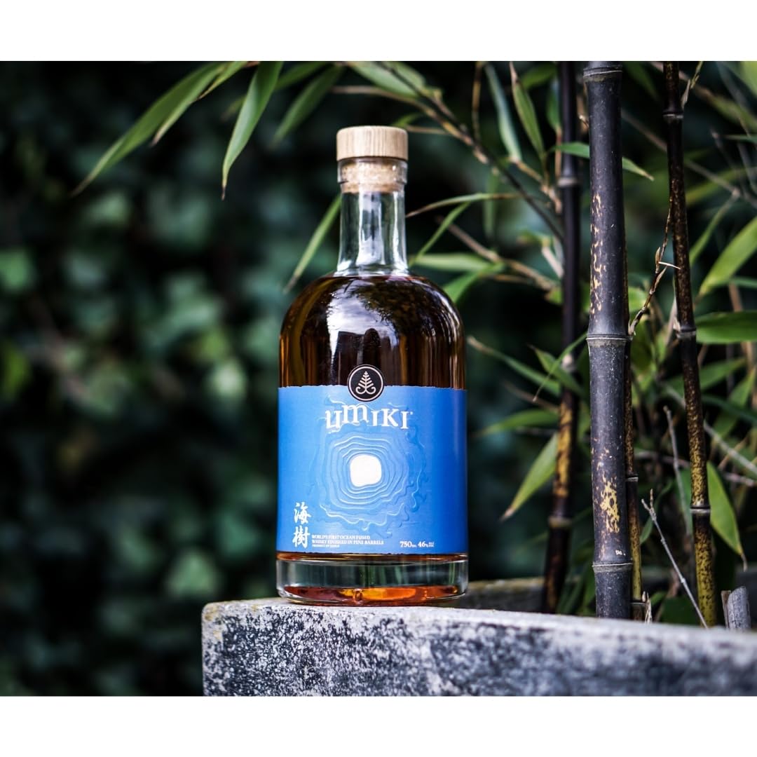Whisky Umiki Japonês Blend Sem Filtragem Finalizado Barris de