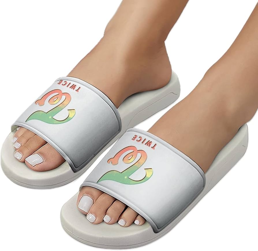 トワイススリッパ各種類1セット6個 トワイススリッパ各種類1セット6個 TWICE LOVELYS ぬいぐるみスリッパ