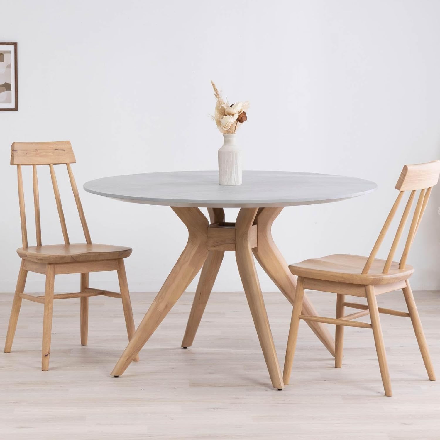 薄塗りモルタル｜ライトグレー｜丸｜円形｜カフェテーブル｜店舗什器