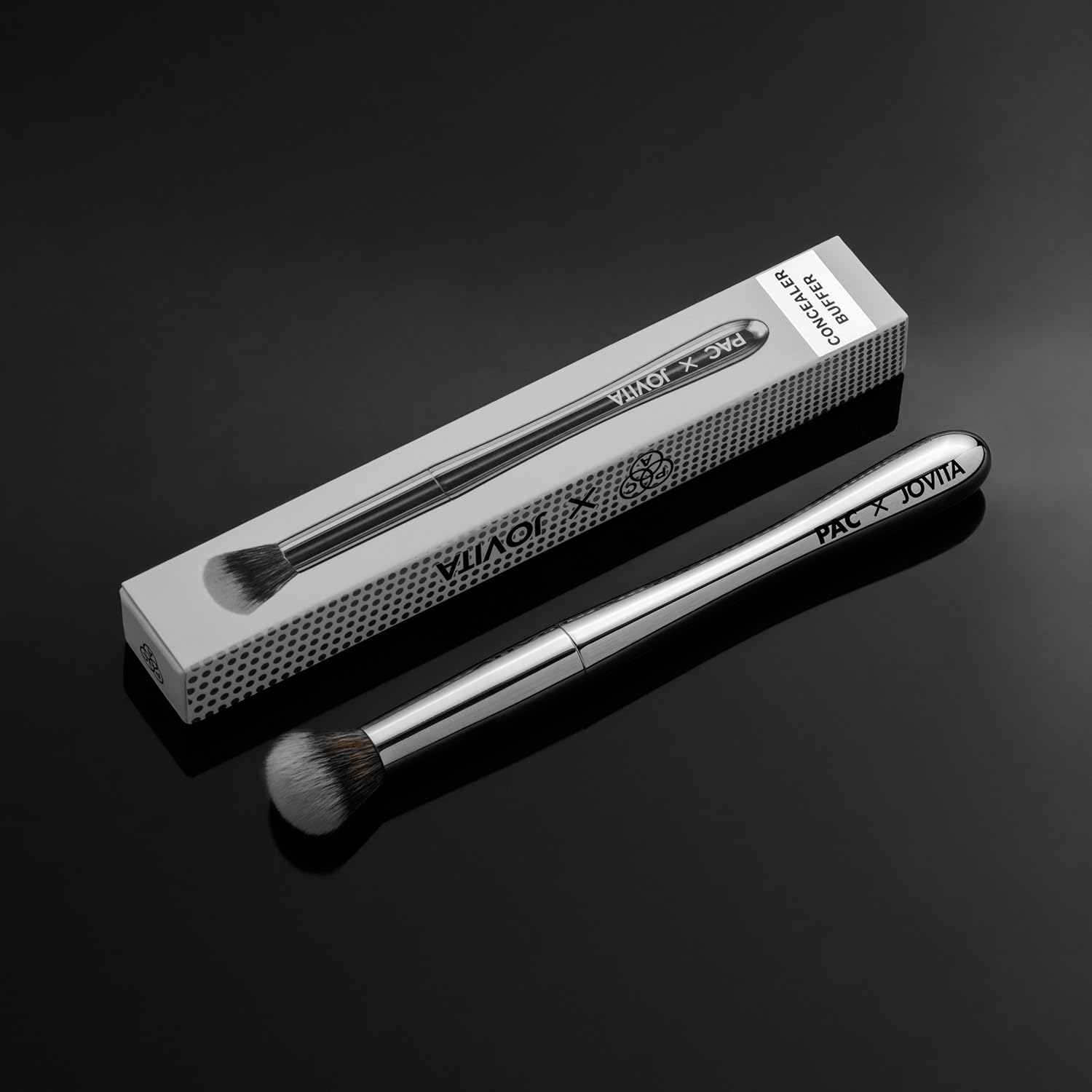 PAC X JOVITA Concealer Buffer Brush - Image 4 thumbnail
