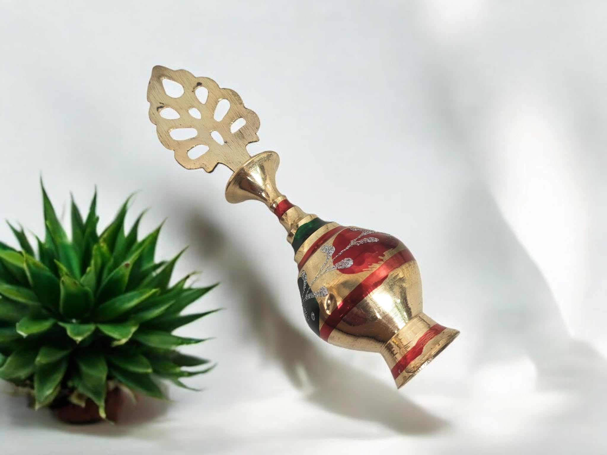 Blissful Decor Brass Surmadani Hand Pot Eyeliner Kajal Holder Engraved Case Decorative Showpiece Yellow Brass Surmedaani with Unique and Surmedani is a Traditional Item - 15 cm (Brass, Multi Colur)-image-4