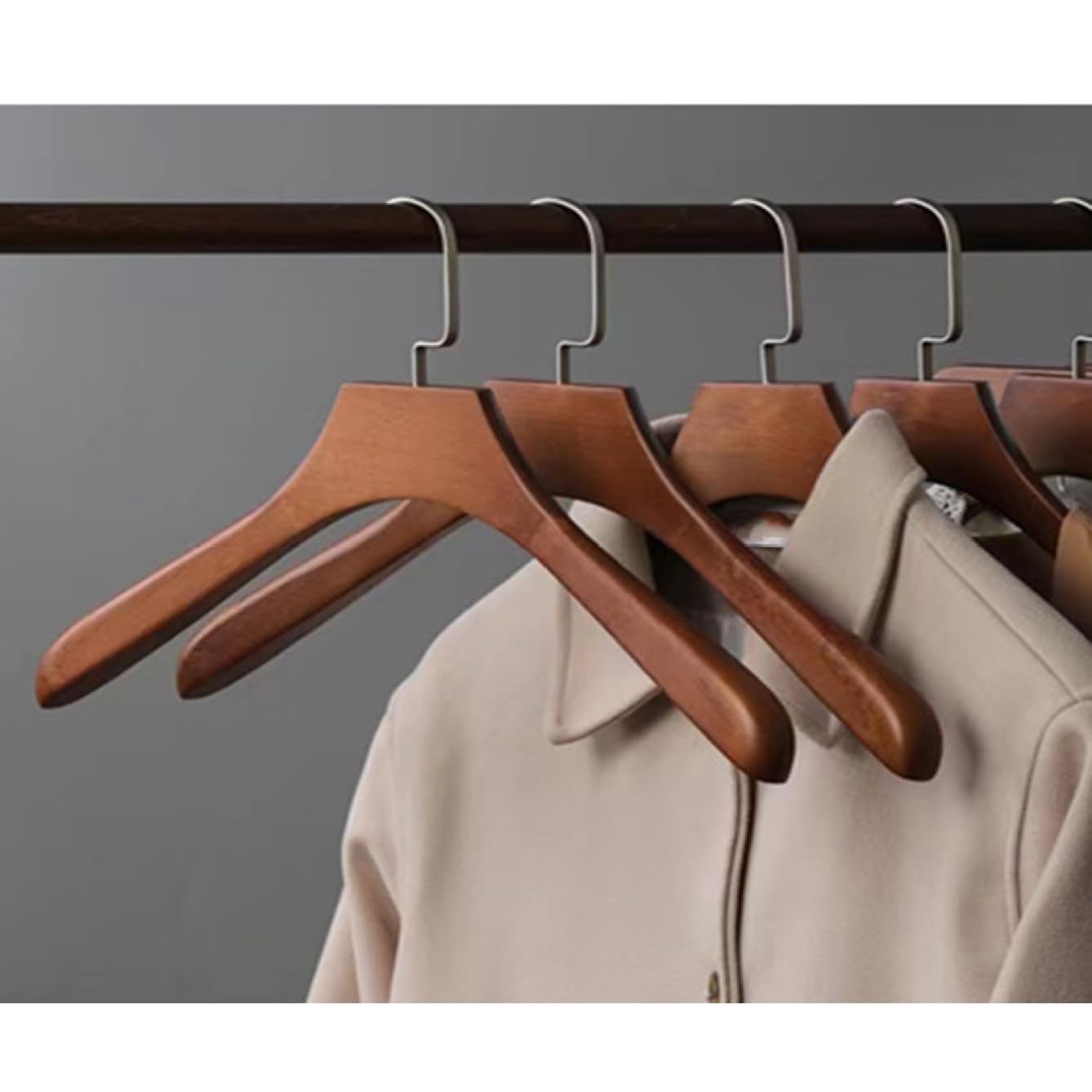 Amazon.co.jp: 木製ハンガー 10本セット 衣類ハンガー 30 洋服ハンガー