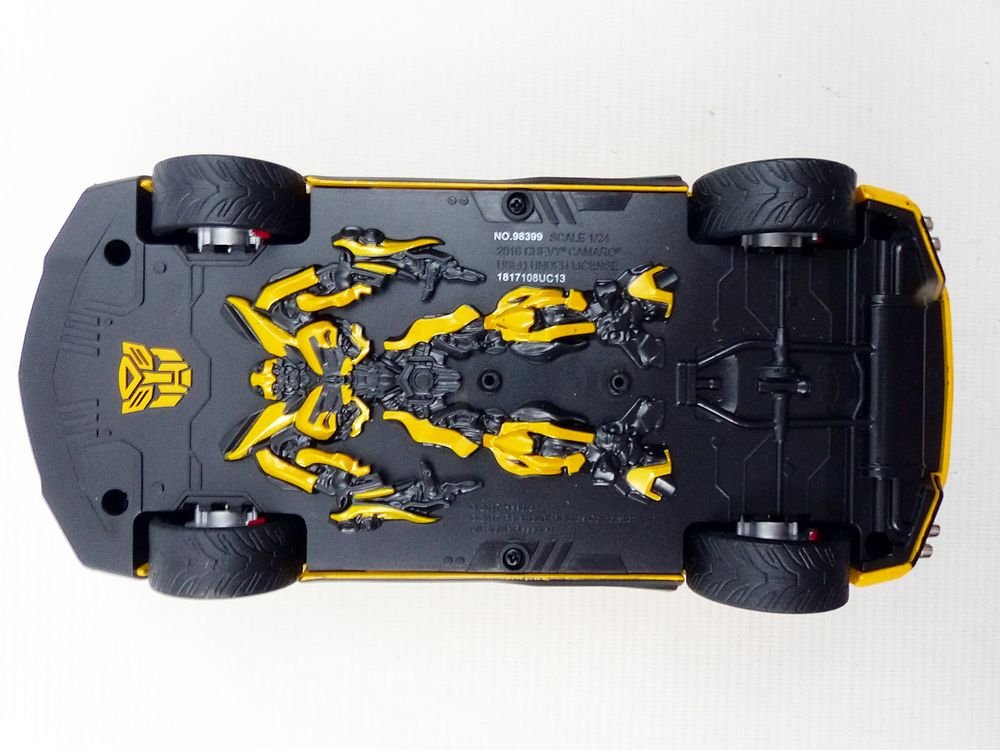 Amazon.com: Jada Transformers 1:24 2016 Chevy Camaro Bumblebee Die