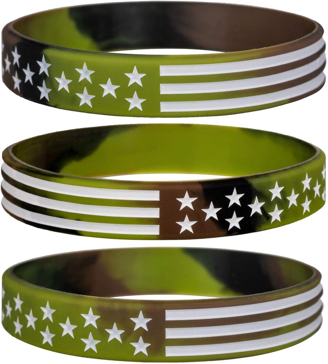 Sainstone Military Silicone Bracelets with American Flag, Rubber Camouflage Army Wristbands in Army Green & Forest Camo for Men Women for American Patriots, Army and Sport Fans