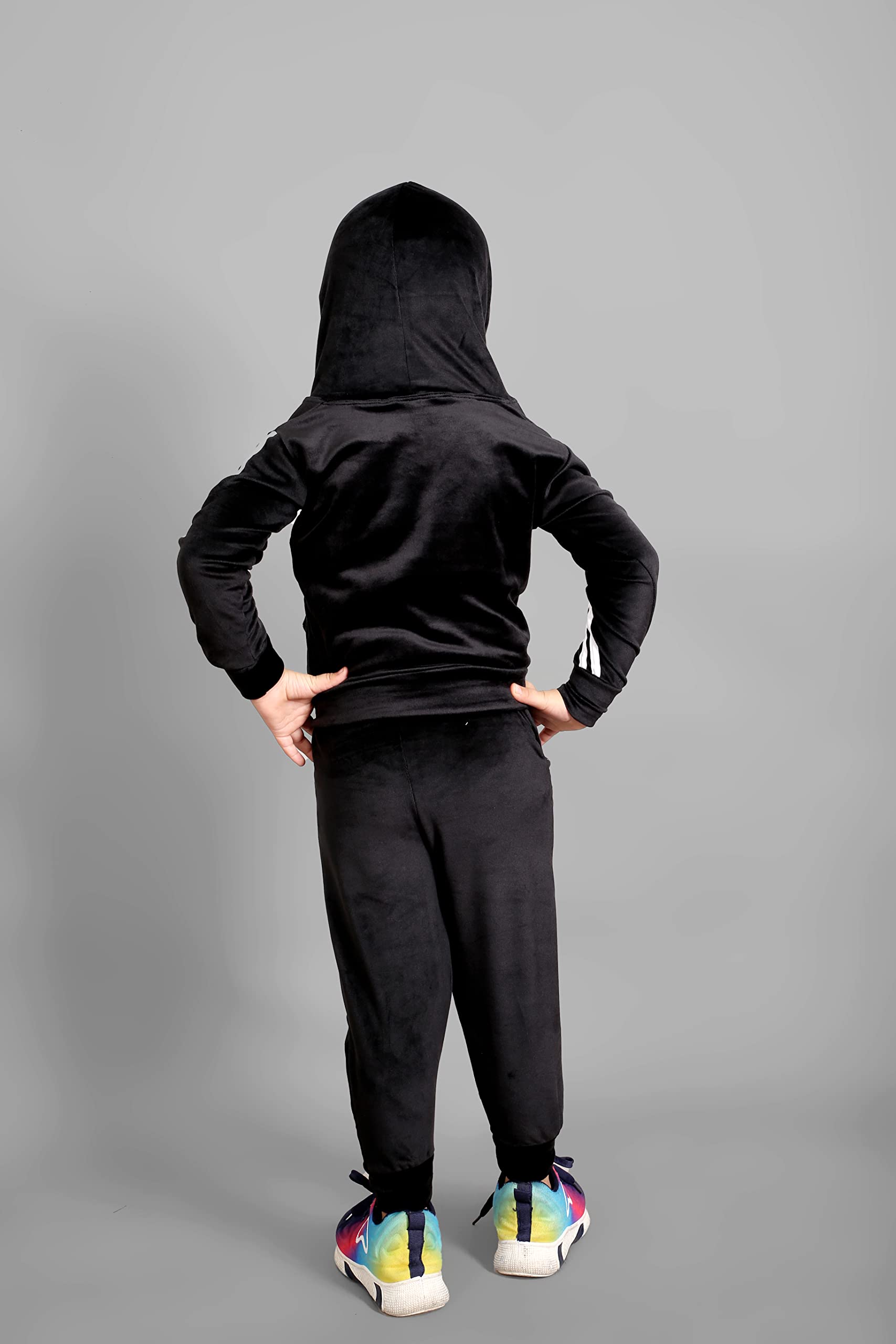 Ameeha Velvet Baby Boys & Baby Girls Casual Track Suit Stylish & Regular Fit Track Suit (7 Years-8 Years, Black) 3