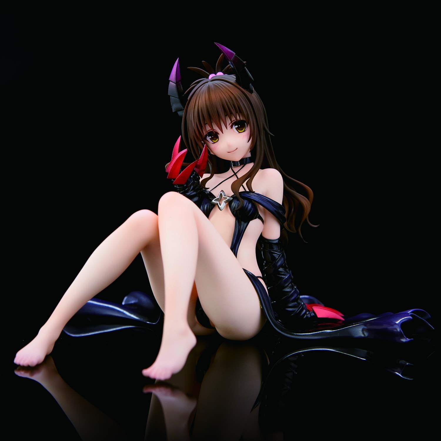 Union Creative to Love-Ru Darkness: Yuuki Mikan (Darkness Version) 1: 6 Scale PVC Figure