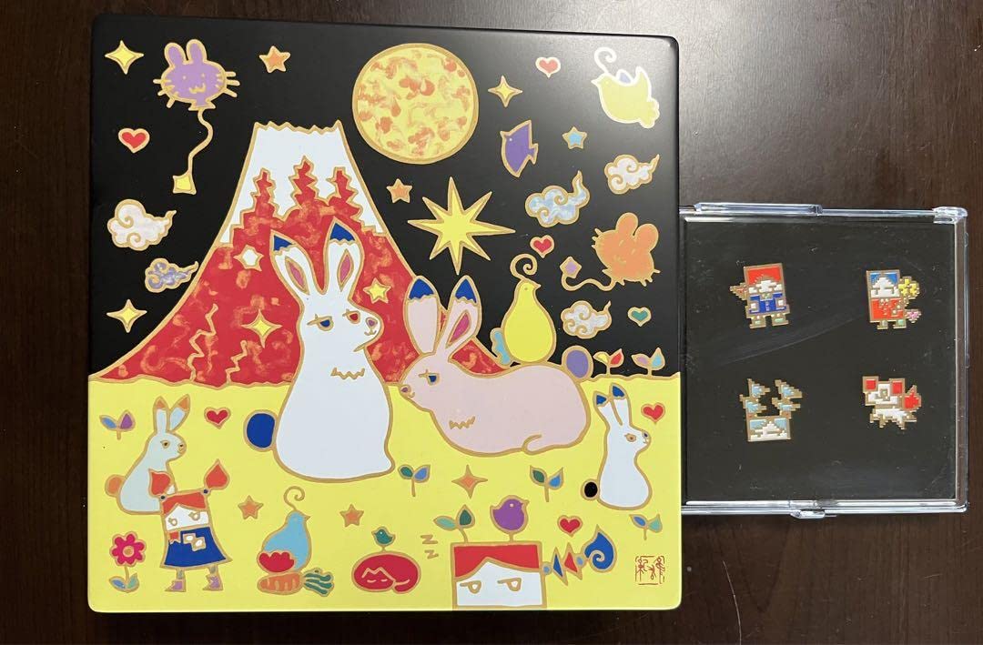 Amazon | 古家野雄紀 アート作品ピンバッジ 豊島屋 鳩サブレー 2023