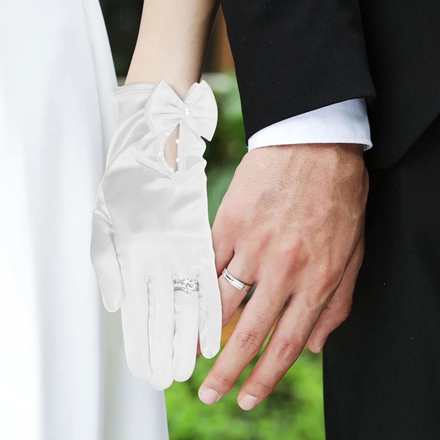 1pair Elegant Satin Wedding Gloves for Brides Wrist Formal Gloves Bowknot for Evening Parties and Tea Events Easy Care and Timeless Style