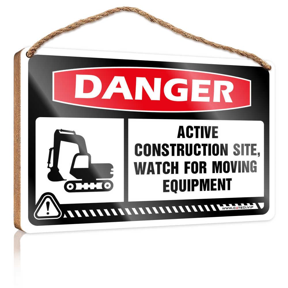 HMQW Funny Signs For Man Cave Danger Active Construction Site, Watch For Moving Equipment Wooden Sign Bathroom Decor Wall Art Farmhouse Decor For The Ho(20X30CM)