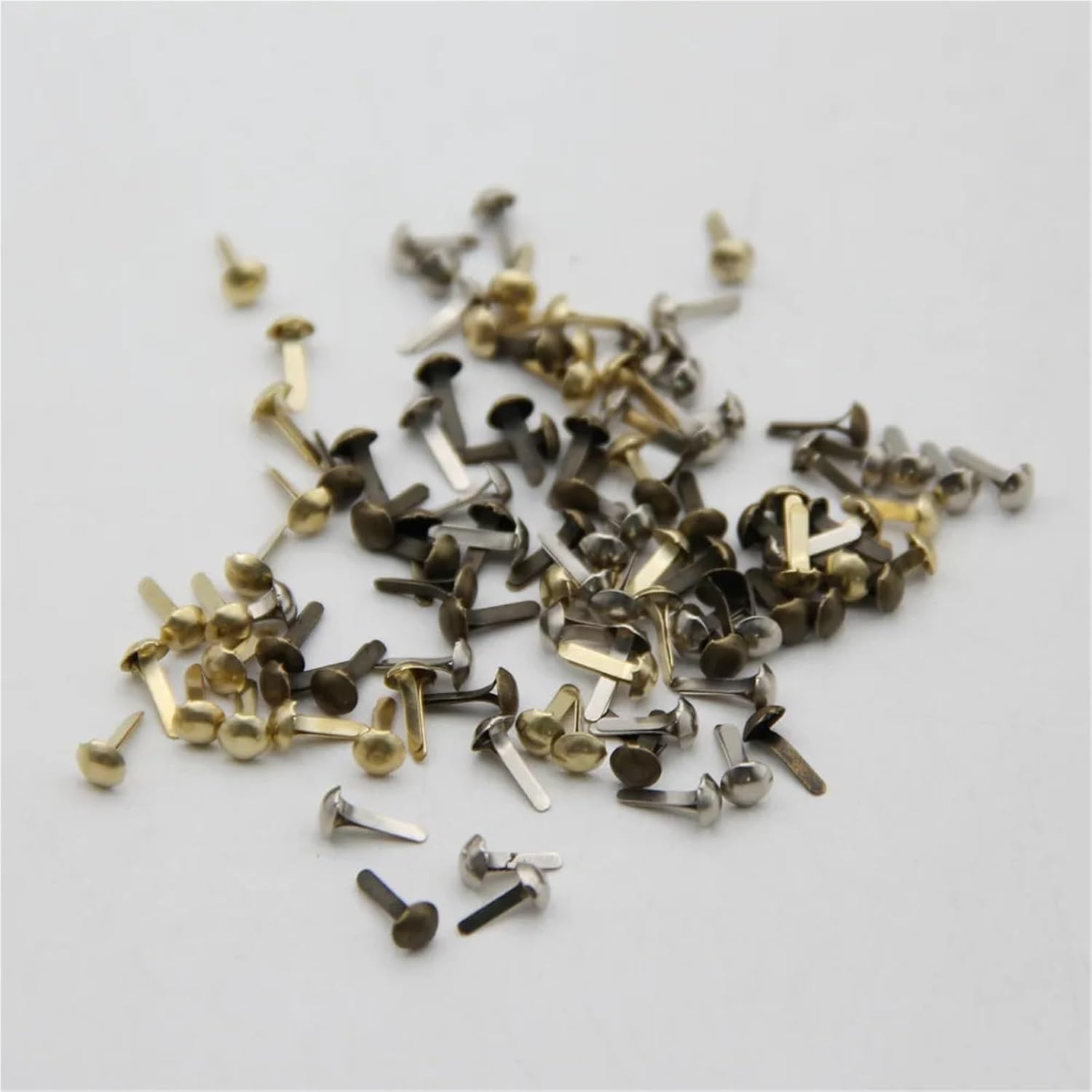 Brads 2000pcs 4.5mm Iron Round Metal Mini Brads for Scrapbooking Accessories Embellishment Fastener DIY Handmade Crafts for Crafts(Silver)