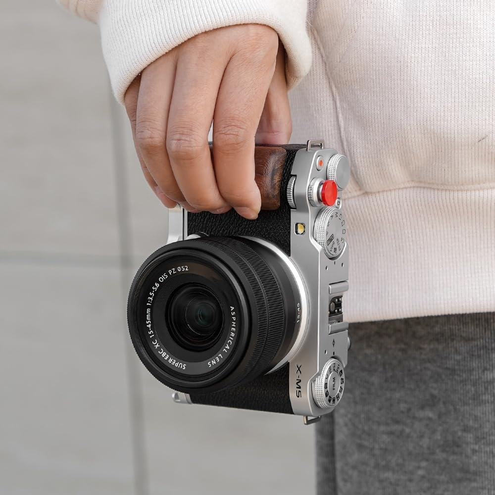 Amazon | L型ハンドグリップ 富士フイルムfor Fujifilm X-M5 カメラ用