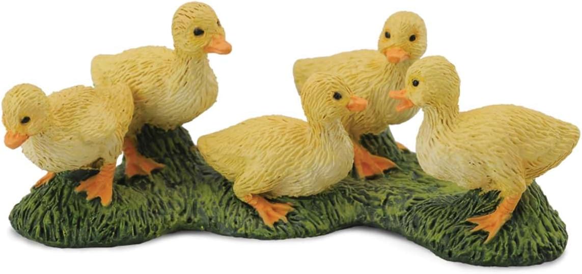 Ducklings Figure, 2.4"L x 1"H