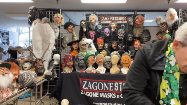 Amazon.com: Zagone Studios Costume Moving Mouth Mask, Fun Guy
