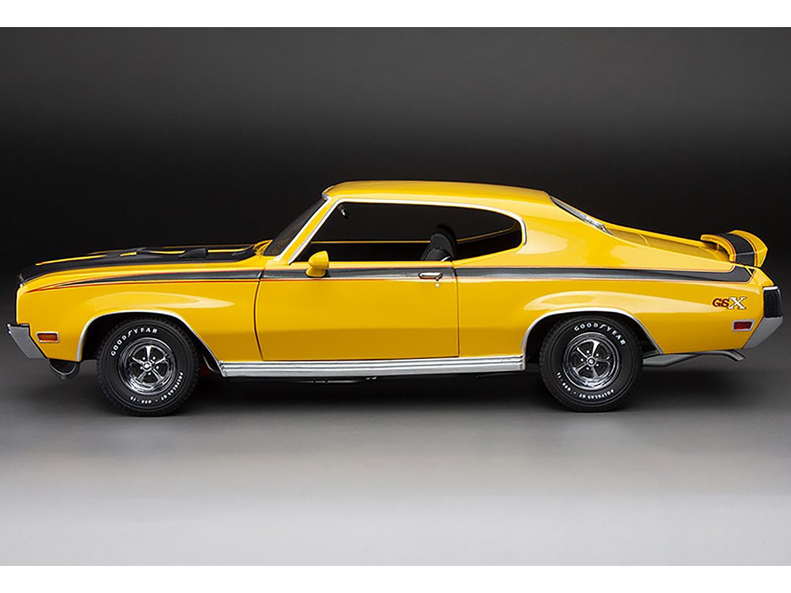 Buick GSX 1970 Blanche échelle 1/18 – Sun Star SUN5701 – Miniature Métal