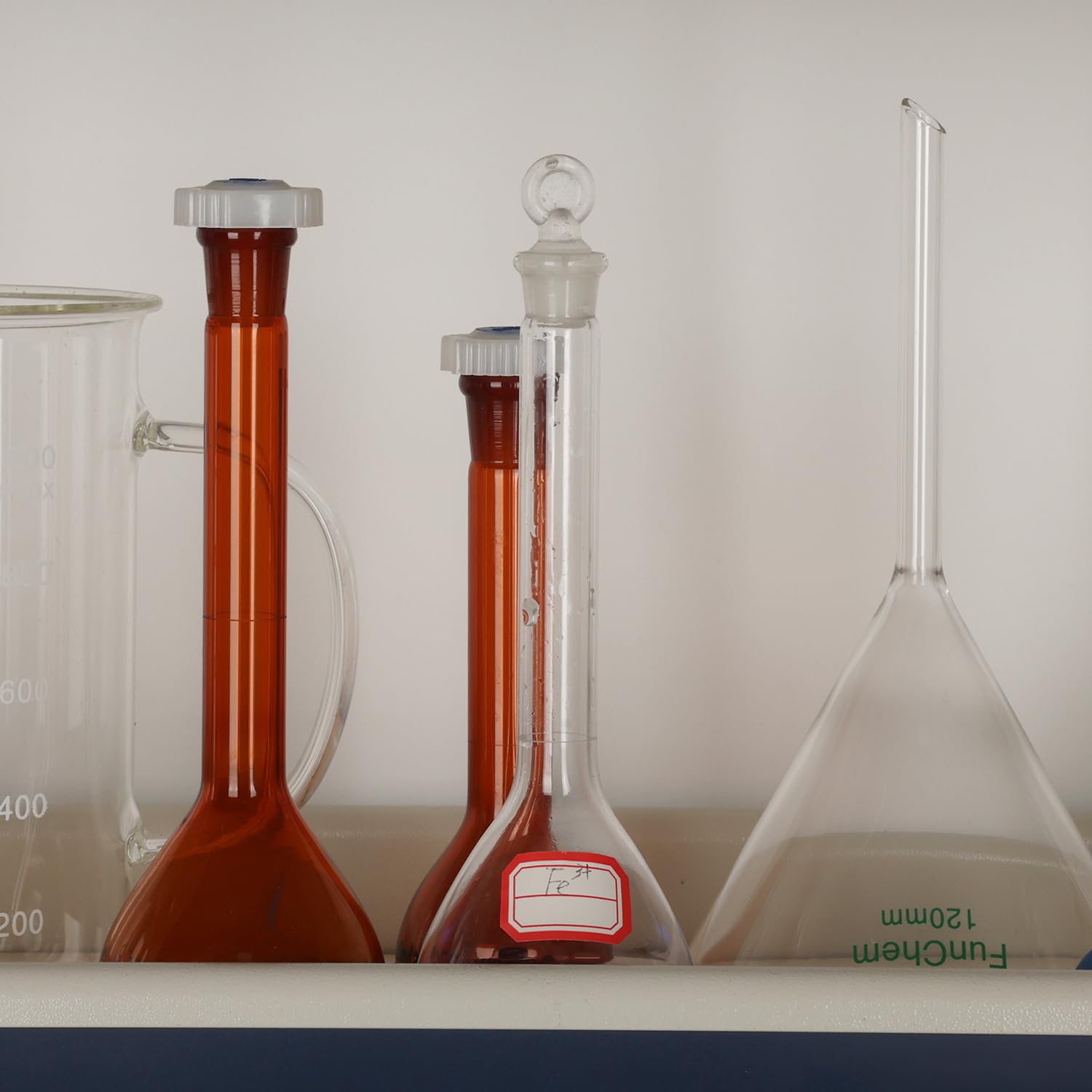 Chemistry Lab Glassware Class A Volumetric Flask 50ml - Borosilicate Glass  With Stopper For Laboratory Use FunChem Class A 50ml Borosilicate Glass  Flask, image size:1500x1500