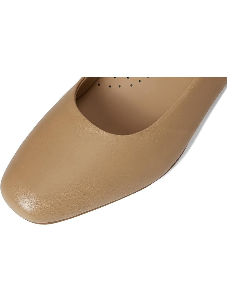 Beige Trotters Denisse