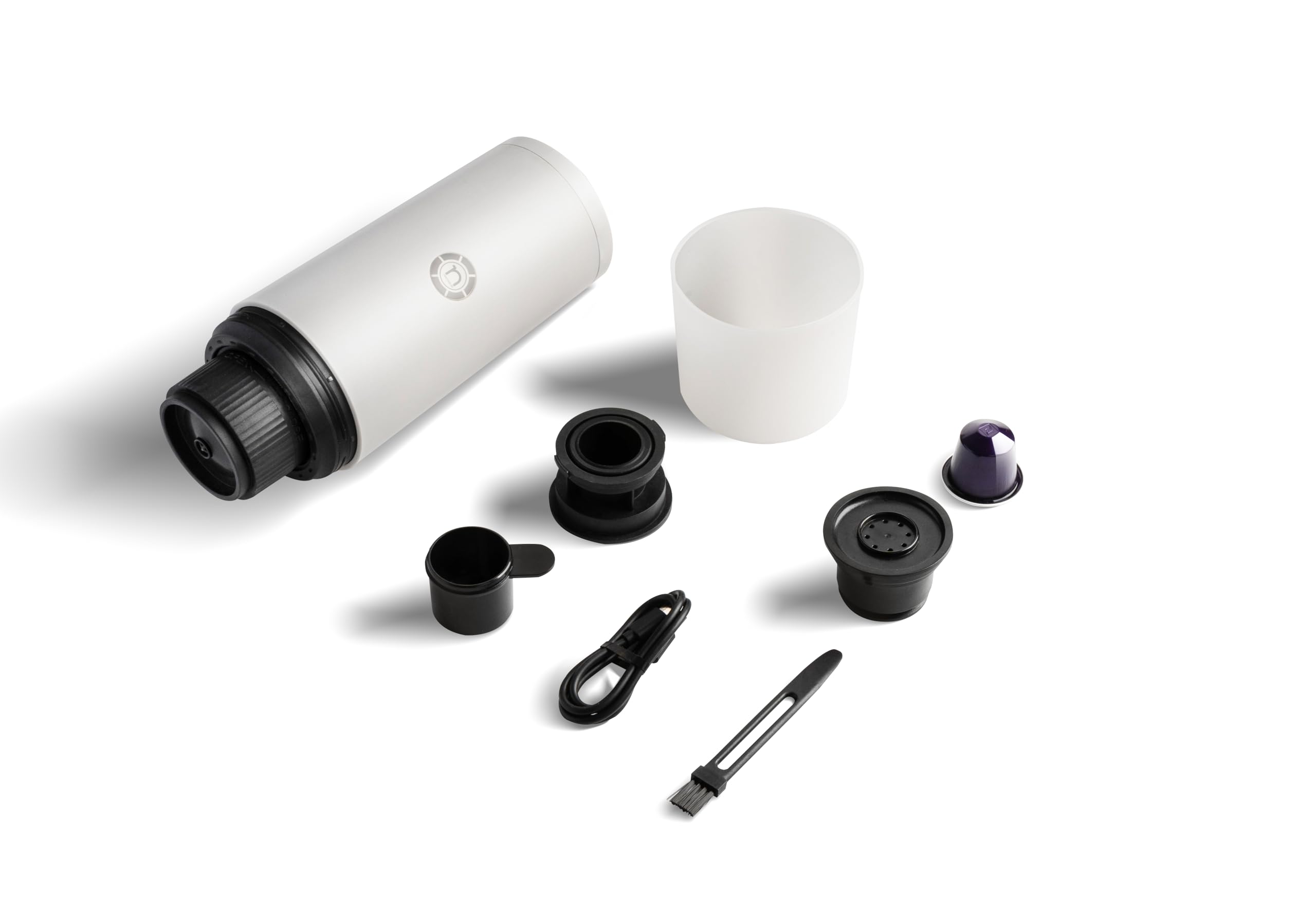 Prime Brew - Cafetera portátil con 20 bares de presión, depósito de 80 ml, preparación en frío y caliente, compatible con cápsulas Nespresso® y café en polvo, depósito de agua de acero
