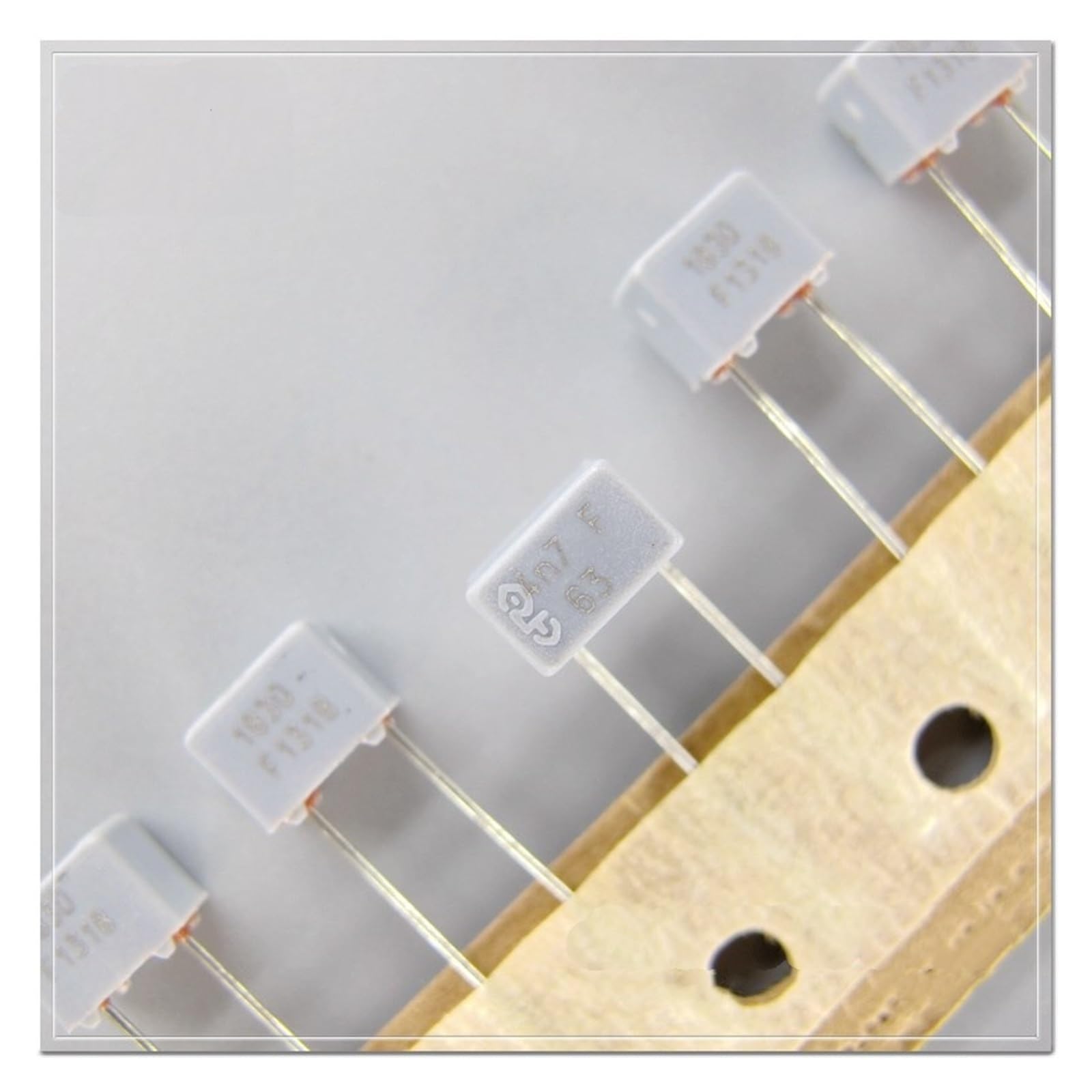 Condensateur 1% Précision KP1830 4700pF 63V film stable à faible tolérance 4.7nF, pack de 2