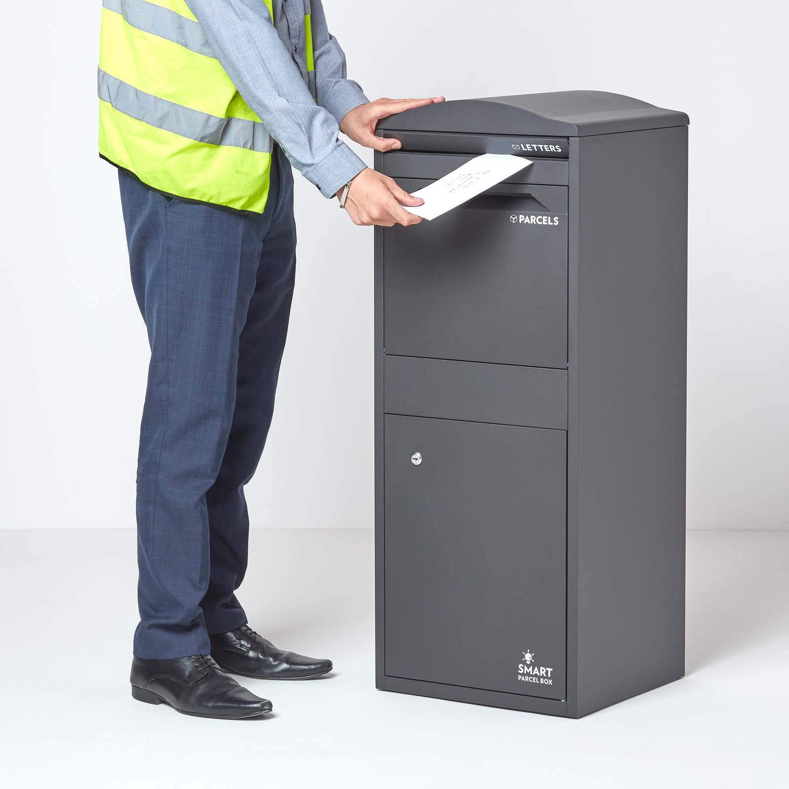Smart Parcel Box Paketbox L mit Bogendach - Paketbriefkasten, grau | Standbriefkasten mit Paketfach, Paketbox draußen wetterfest, Front-Entnahme, verzinkter Stahl, rostfrei, pulverbeschichtet