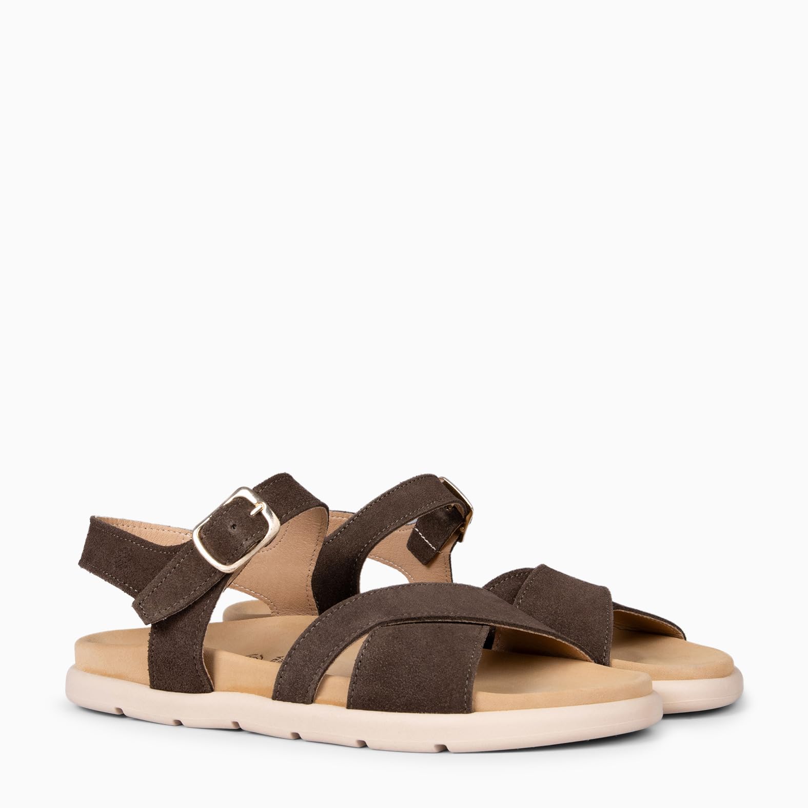 miMaO. Sandalias para pie ancho de piel de ante. Hechas en España
