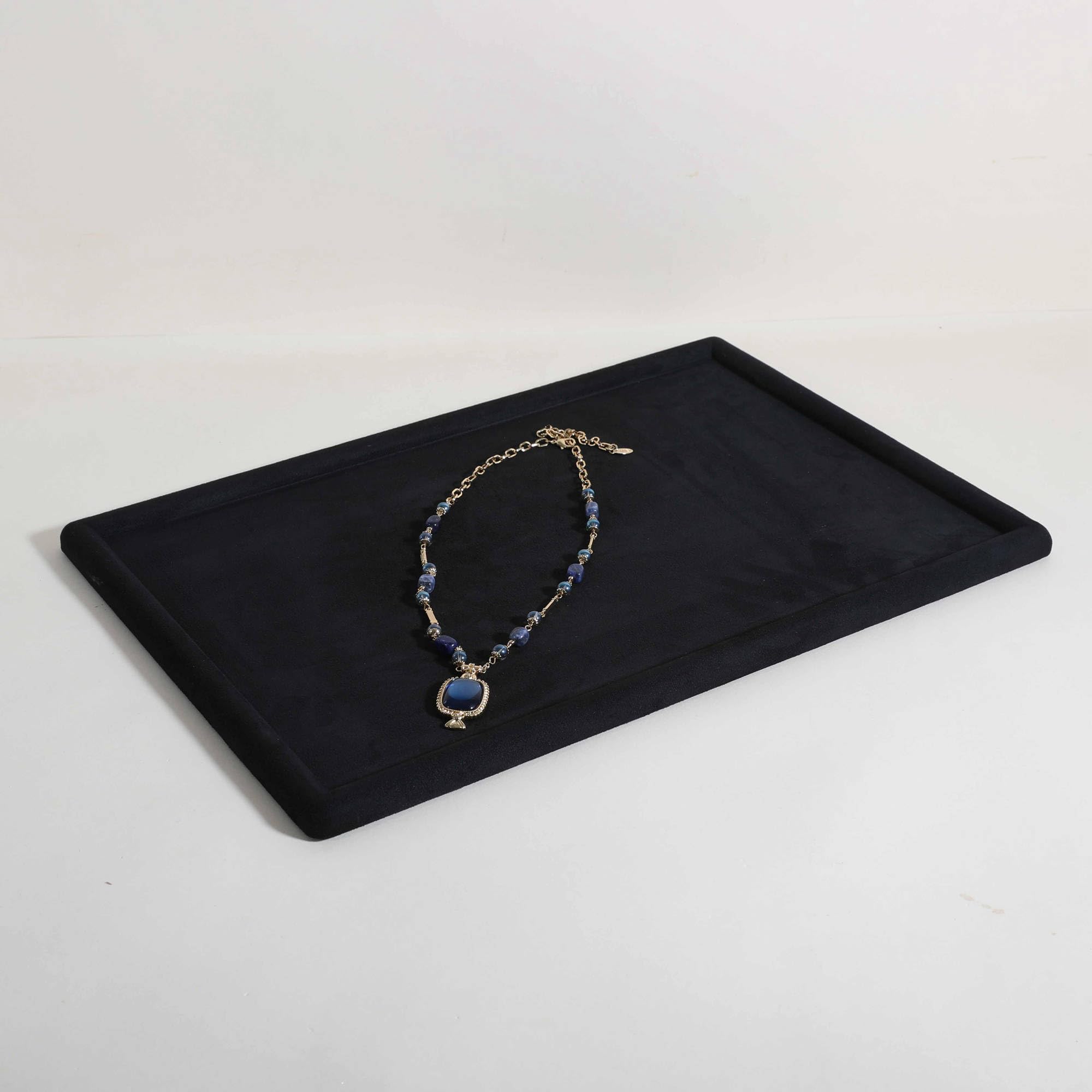 Gemehou Sammet-Schmuck-Ausstellungsteller, Top-Mikrofaserschmuck-Lagerorganisatorplatte, Leerer Schmuckvitrinensteller für Halskette, Armband, Ring, Ohrring, Uhr (Schwarz - Groß)
