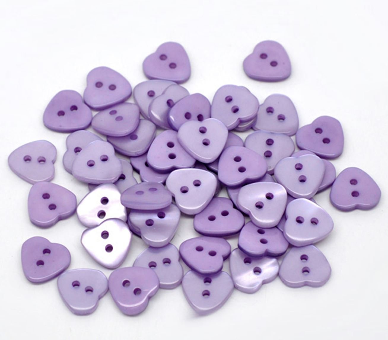 200 x Purple 11mm x 12mm Heart Design Buttons. for Clothes Sewing and Knitting.