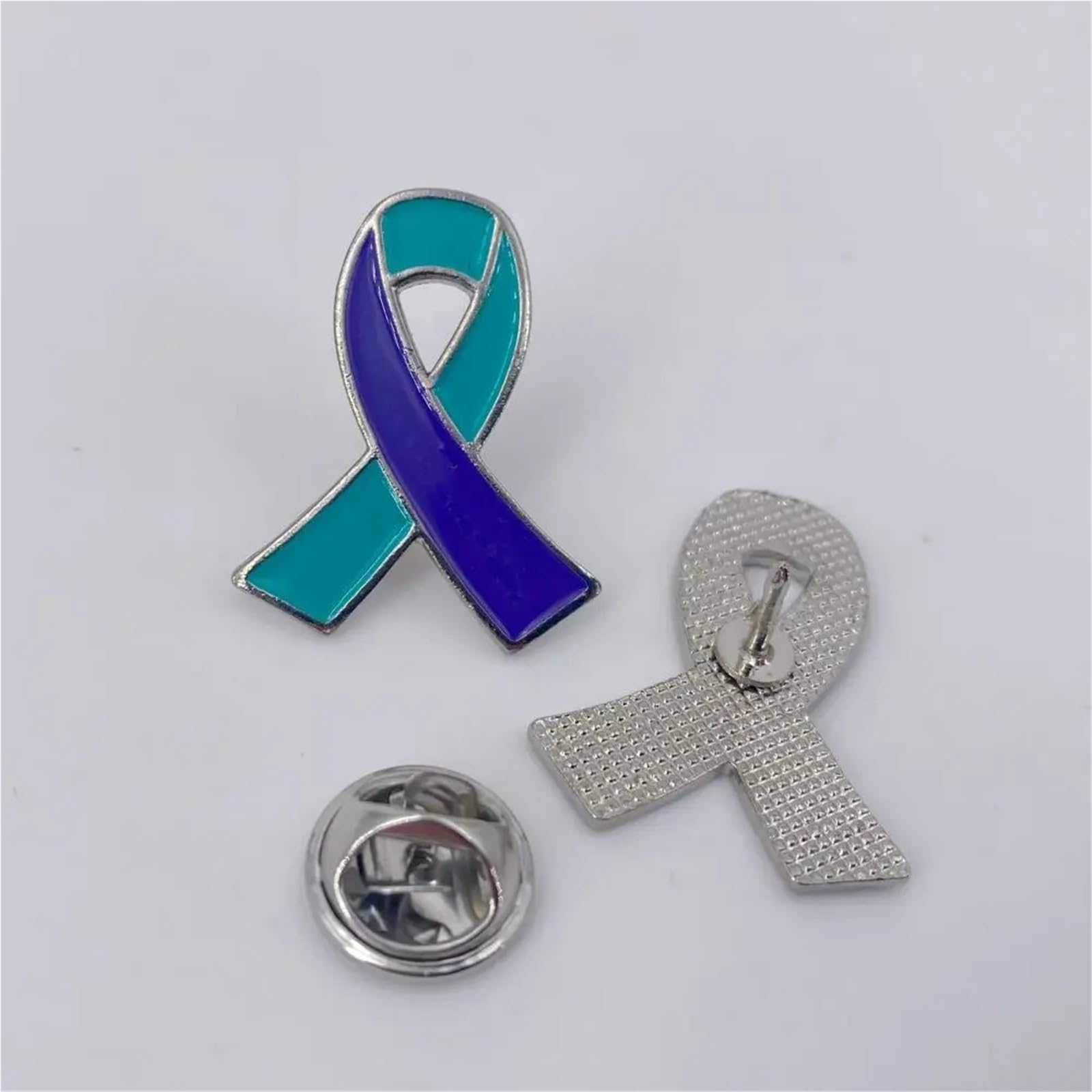 Pin de cinta, 20/50/100 Uds., alfileres esmalte morado y verde azulado, broche, insignia Para Decoración