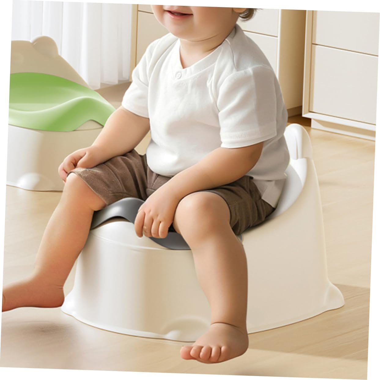BESTonZON Portable Toilet Seat Sturdy Lightweight Potty Training Toilet for Comfort Design for Boys for Home Travel Use Easy to Carry Potty
