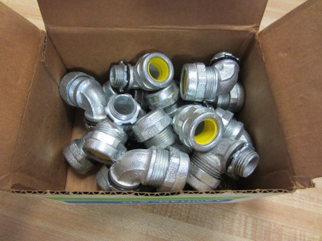 O-Z/Gedney SR-9-507 90 Deg Strain Relief Connectors SR9507 (Pack of 20)